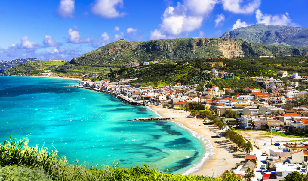 "Ekonomik Tatil Rehberi: En Ucuz Her Şey Dahil Tatil Yerleri" başlıklı blog yazımız, bütçe dostu bir tatil planlamanın püf noktalarını sunuyor. Uygun fiyatlı konaklama seçenekleri, erken rezervasyon avantajları, az bilinen destinasyonlar ve dönemsel indirimlerle dolu rehberimiz, tatilcilerin hayallerindeki tatili bütçelerini sarsmadan gerçekleştirmelerine olanak tanıyor. Her şey dahil paketlerin içeriğini karşılaştırarak en iyi fiyat-performans oranını nasıl bulabileceğiniz konusunda pratik ipuçları içeren bu yazı, bütçe dostu tatil yapmak isteyen herkes için vazgeçilmez bir kaynak.